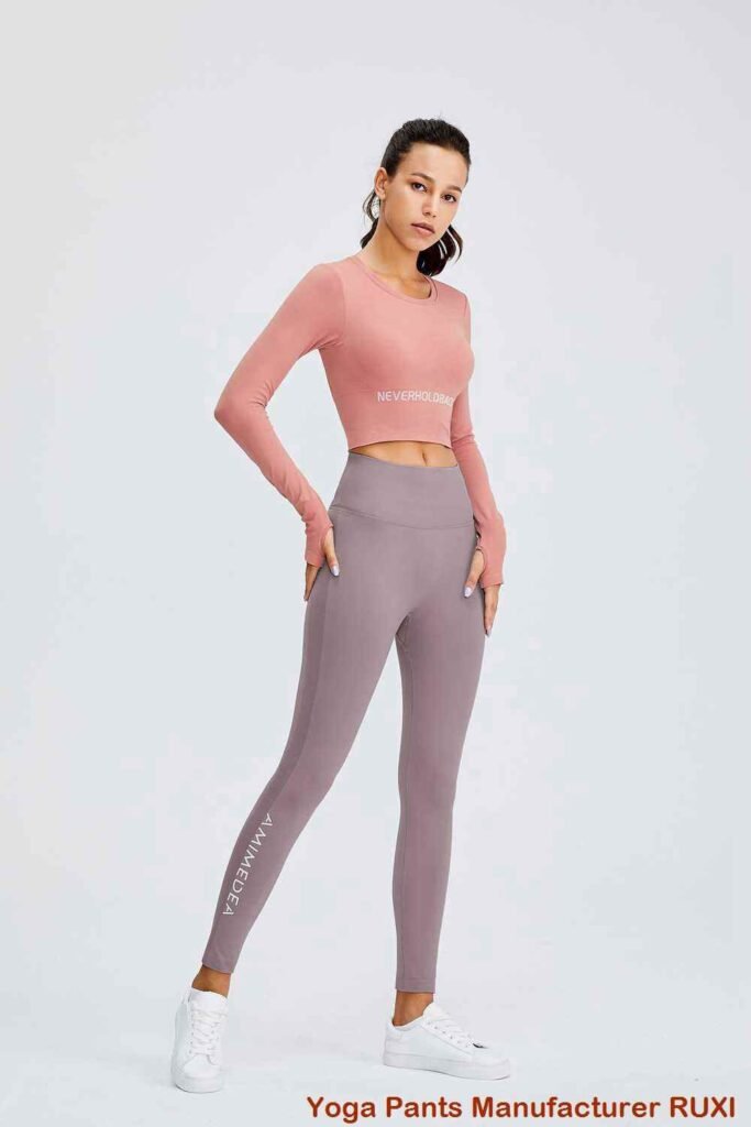 petite korte yogabukser RUXI