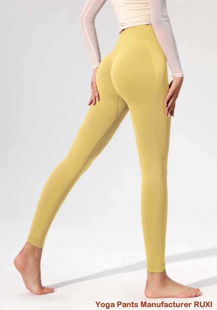 yogashorts med sidestrenger RUXI