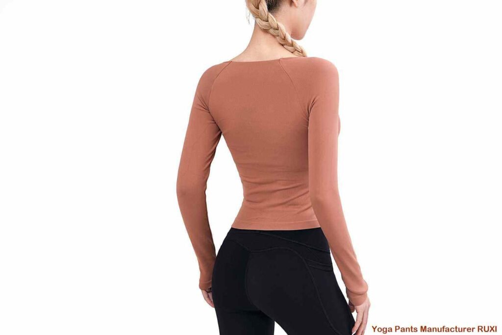 stor booty yoga shorts RUXI