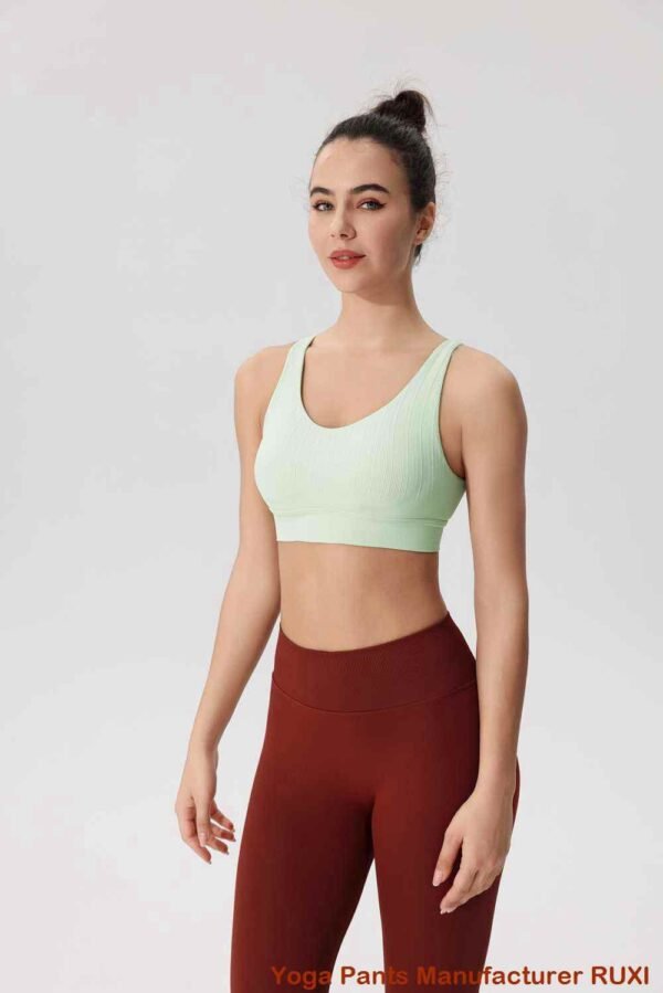 store og høye gymshorts RUXI
